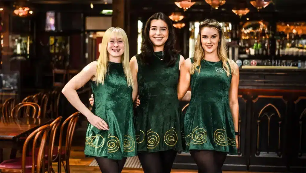 Irish Step Dancing vs Céilí Dancing: What's the Difference?